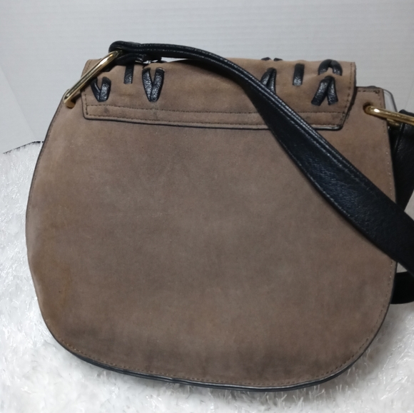 Womens suede faux leather shoulder bag - Picture 2 of 3